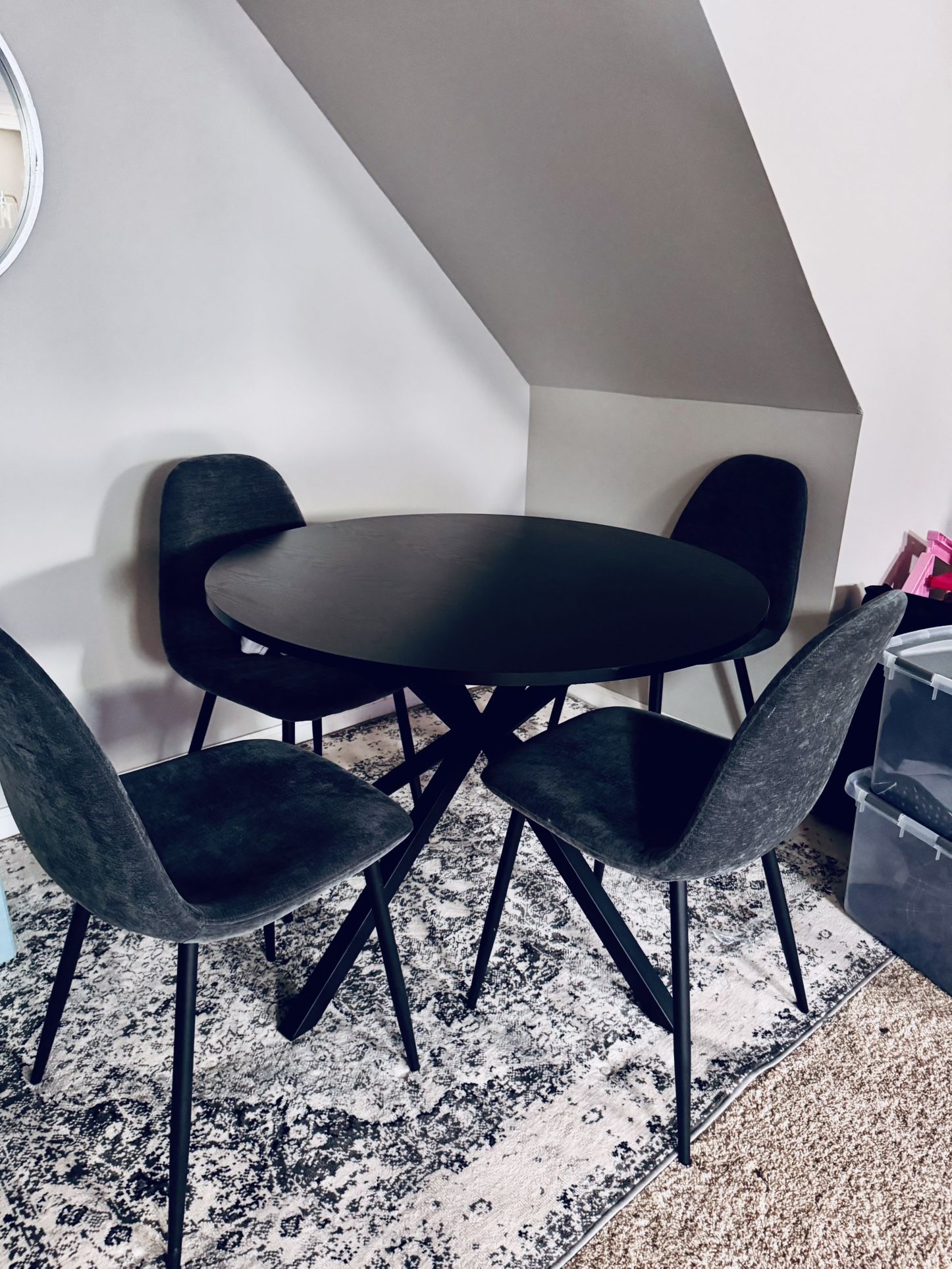 5-Piece dining Set $150