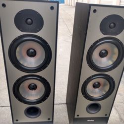 PARADIGM 7se TOWER SPEAKERS FULLY FUNCTIONAL.