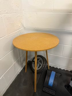 Circle Wooden Table