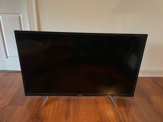 Toshiba Flat Screen TV with Stand