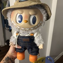 Labubu Into The Wind 