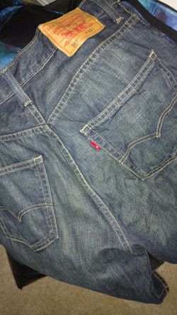 Levi's Jean Shorts (Size 33)
