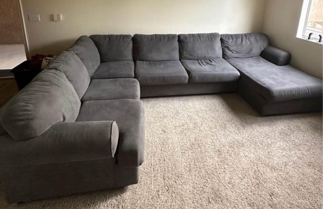 Beautiful U Shape Sectional Grey