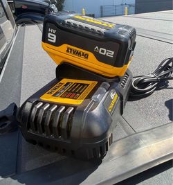 dewalt battery  20v brand new