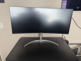 LG 38WN95C-W Monitor 38" 21:9 Curved UltraWide QHD+ (3840 x 1600) Nanio IPS Display, Thunderbolt 3, 1ms Response Time, 144Hz Refresh Rate, NVIDIA G-SY