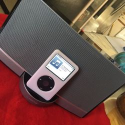 BOSE PORTABLE SPEAKERS Digital Music System 