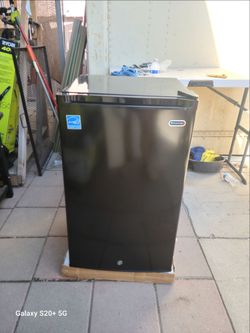 Whynter 3.0 cu.ft Upright Freezer mini freezer
