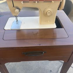 Singer sewing machine 362