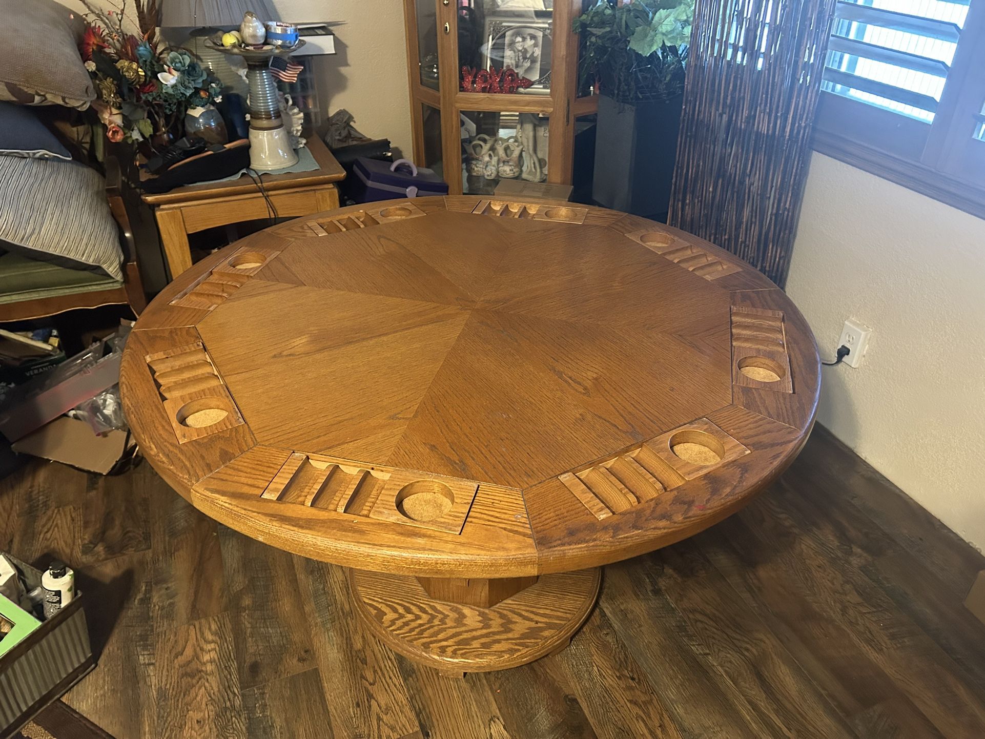Poker Table