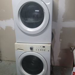 Frigidaire  Washer  And Dryer  Set