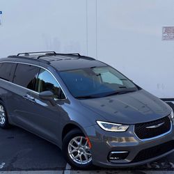 2022 Chrysler Pacifica