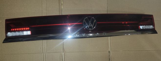 2024-2025 VOLKSWAGEN ATLAS REAR TAILLIGHT ASSEMBLY OEM