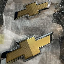 Chevy Logos 