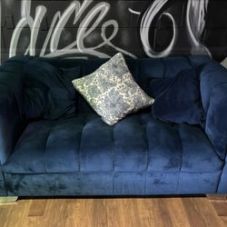 Luxury Blue Couch Set