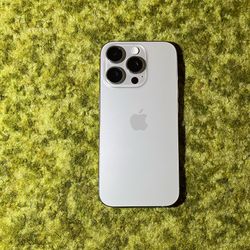 iPhone 16 Pro | 128GB | Natural Titanium | Factory Unlocked