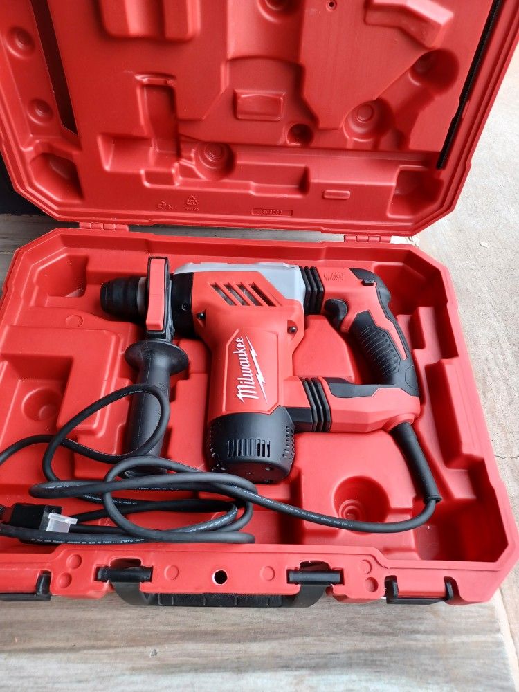 SDS ROTARY HAMMER DRILL MILWAUKEE