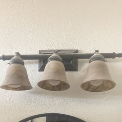 Bathroom Vanity Light Fixture And Mirror 