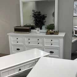 Mackinac White Mirror$10 Down Payment And Financing Available