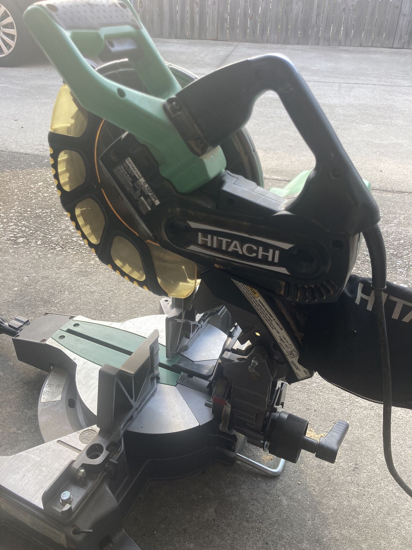 Hitachi Miter Saw w/ Foldable Stand C12FDH
