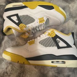 Jordan 4 Retro Vivid Sulfur