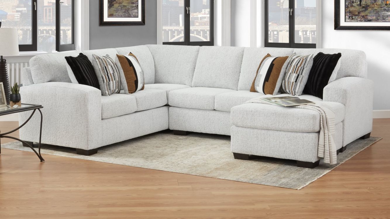 Shay Artic Sectional With Striking Pillows