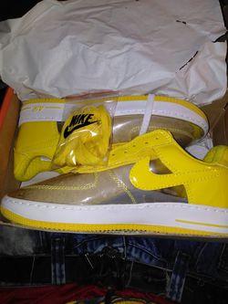 Airforce 1s size 9nhalf brand new