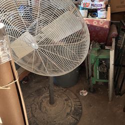 30 in industrial fan