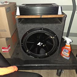 15" Kicker Comp Sub W/ 1500w Hifonics Hifi5000 Amp