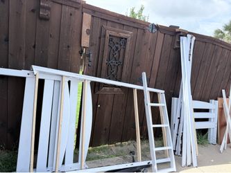 Free bunkbed, twin size