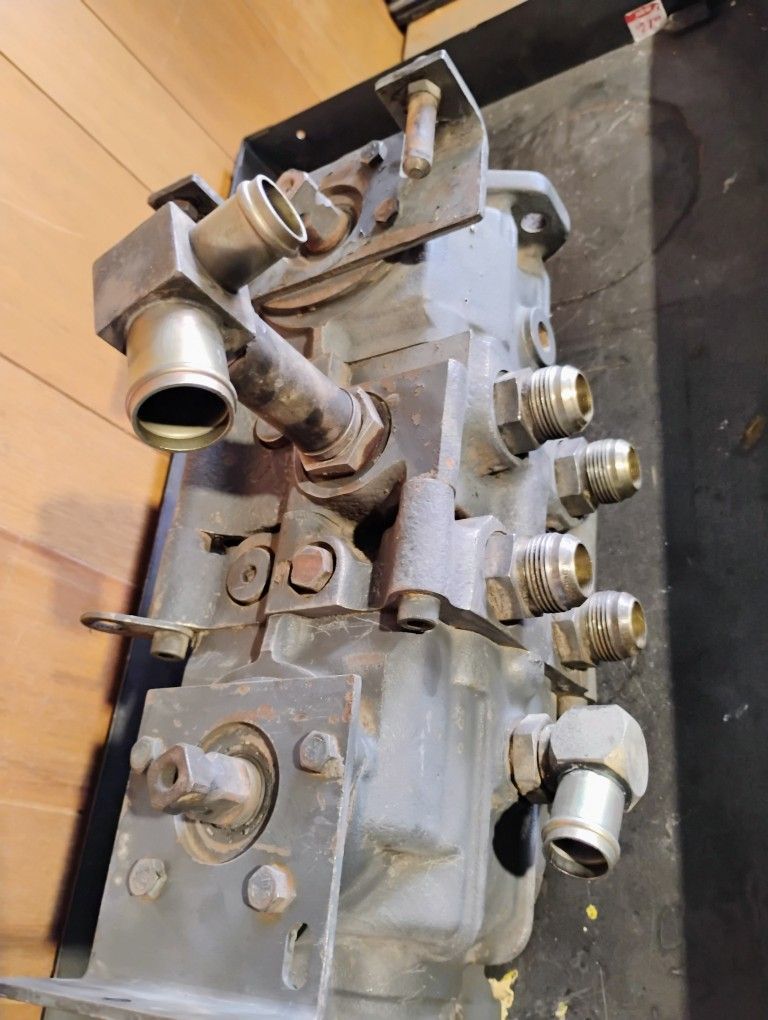 Hydrostatic Tandem Pump For Bobcat Equipment Part number (contact info removed)