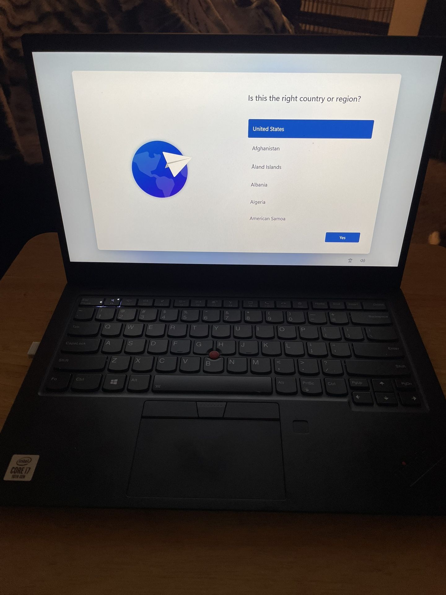 Lenovo Thinkpad X1 Carbon I7 - 10th Gen