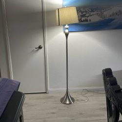 Floor Lamp (65” Tall)