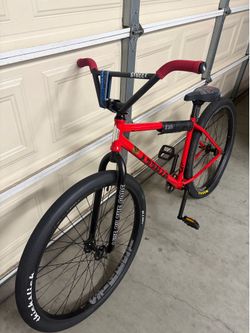 street co red