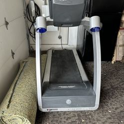 Gym Grade Life fitness Treadmill 