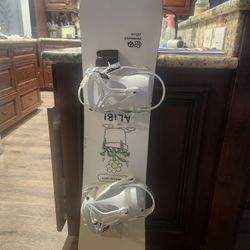 Alibi Flower Child Snowboard