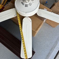 49” Large Ceiling Fan White, Harbor Breeze, With Mounting Bracket