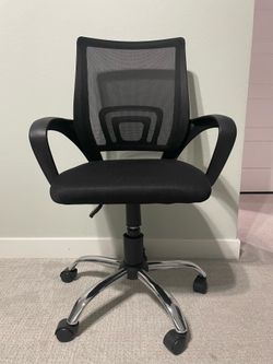 Black Color Office Chair ( Like New)