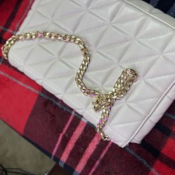 ✨ Elegant Quilted Gold Chain Shoulder Bag – Cream Tone (VENUS) ✨