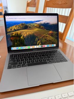 Macbook Air model A1932 in excellent condition