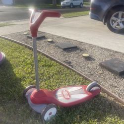 Radio Flyer Scooter