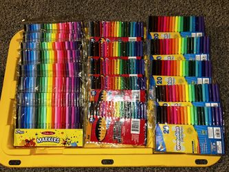 Lot Of Fine Tip Markers