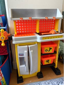 Toddler tool/workbench