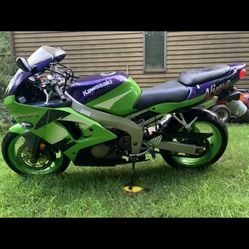 1998 Kawasaki ninja ZRR