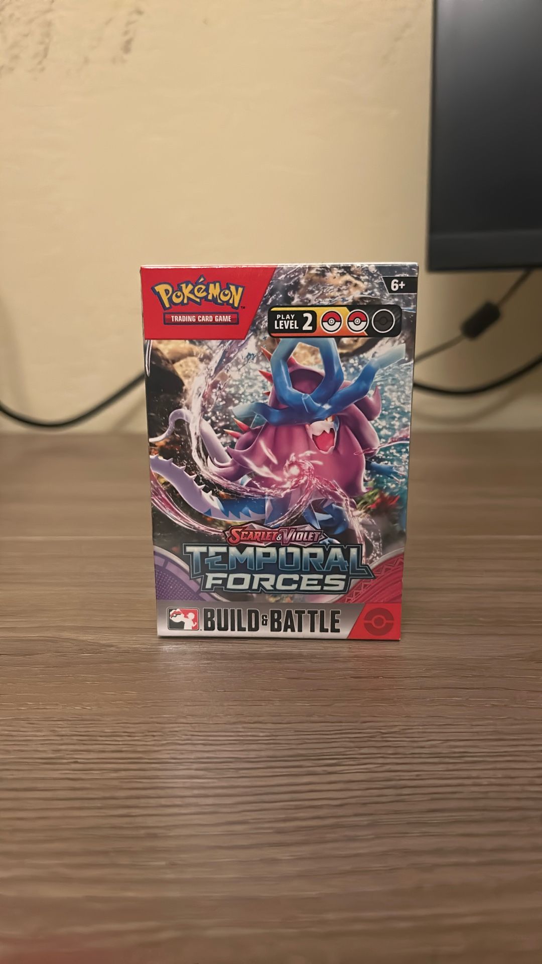 Pokemon : Scarlet & Violet Temporal Forces Build & Battle