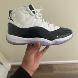 Jordan 11 Concord 