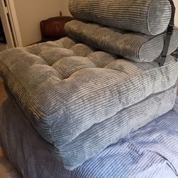 Convertible Folding Chair/Bed (New)