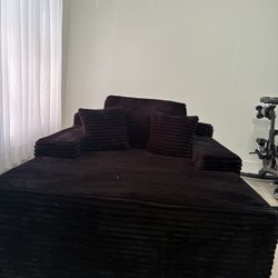 Black Fancy Couch