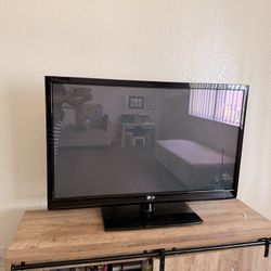 40 Inch LG Plasma TV 
