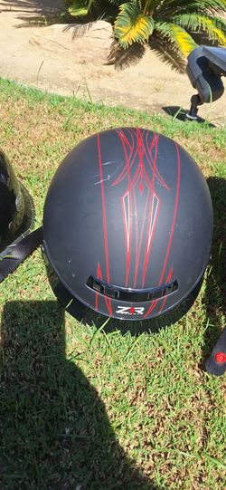 Motorcycle helmet