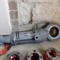 Rigid Hand Held Pipe Threader